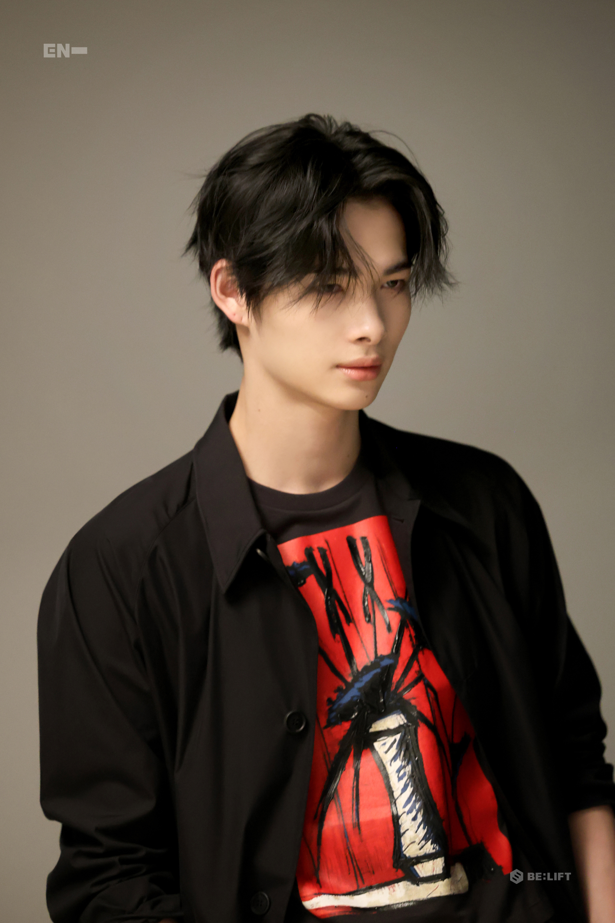 NI-KI (ENHYPEN)的最新照片