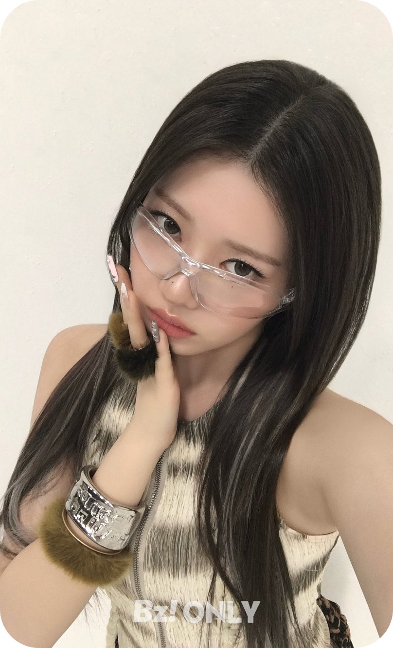 ローラ (BABYMONSTER)の最新写真