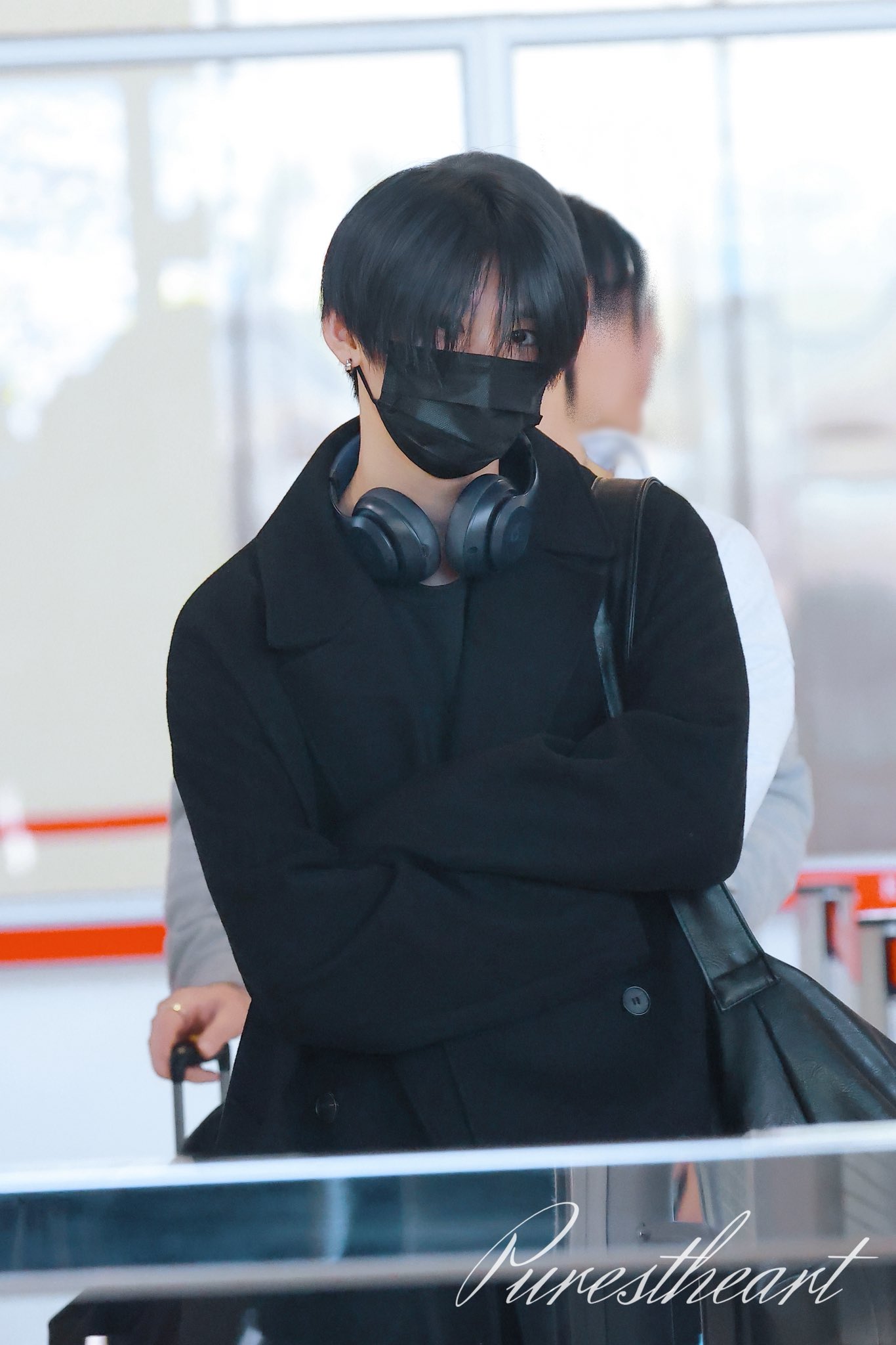 Behind-the-scenes cut of Park Han (AHOF)