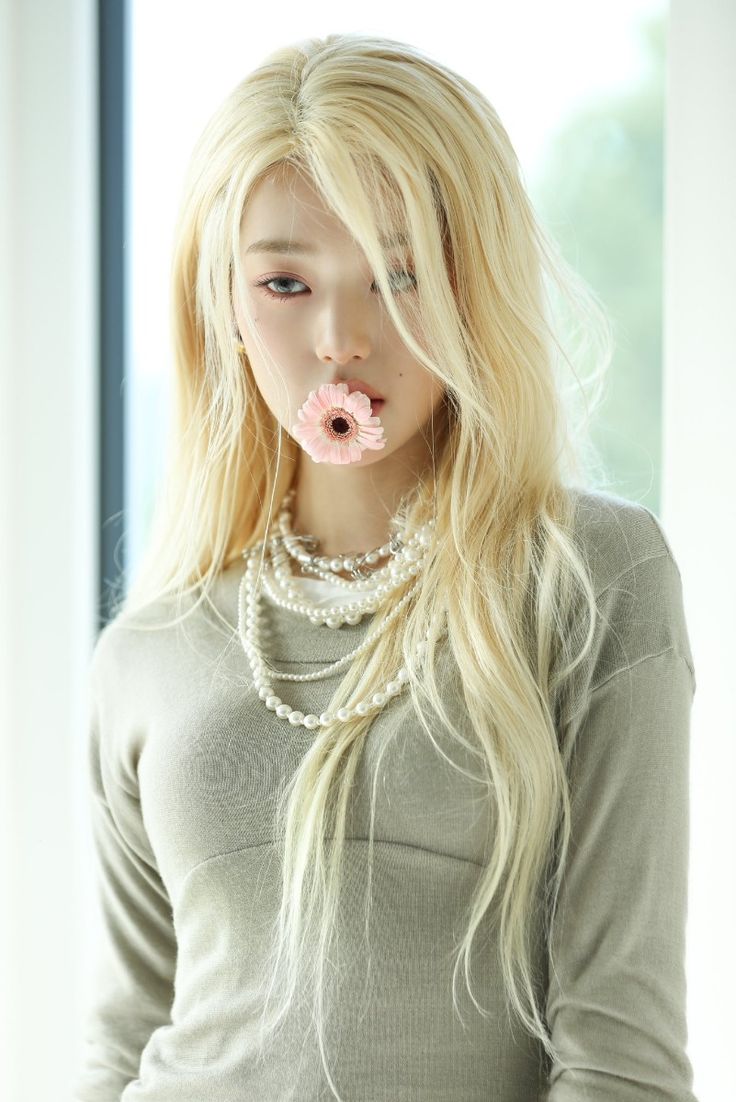 Latest photo of Jang Wonyoung (IVE)