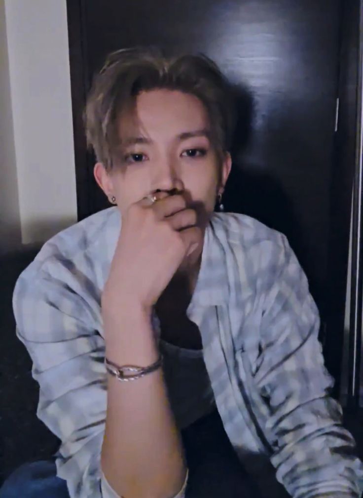 Foto aktivitas terbaru Heeseung (ENHYPEN)