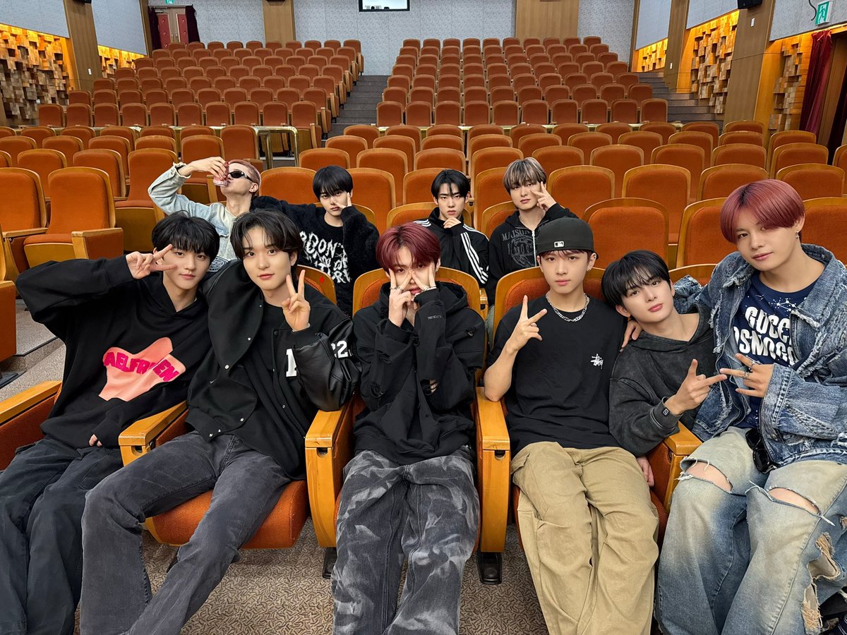 Latest photo of FANTASY BOYS