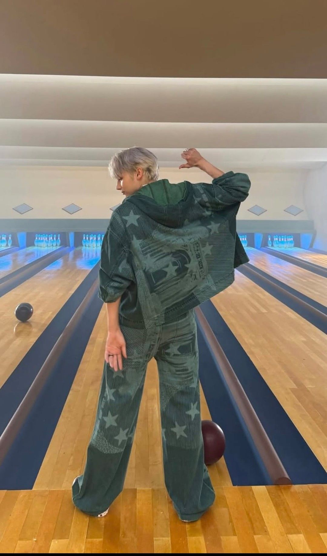 A heartfelt wallpaper shared by HueningKai (TOMORROW X TOGETHER)'s fans