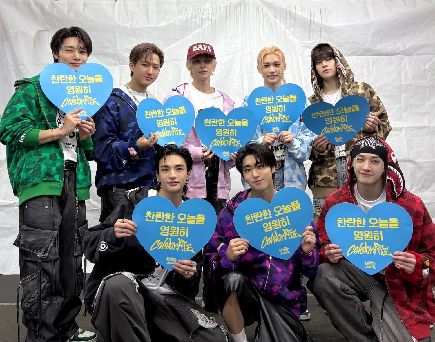 Behind-the-scenes cut of Stray Kids