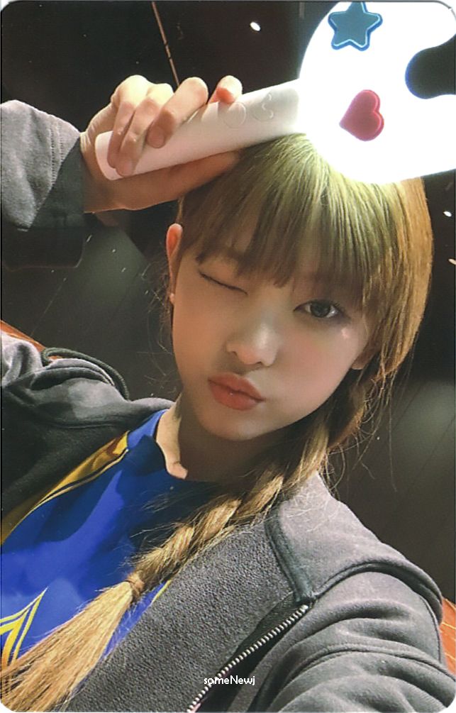 ヘリン (NewJeans)の最近の活動写真