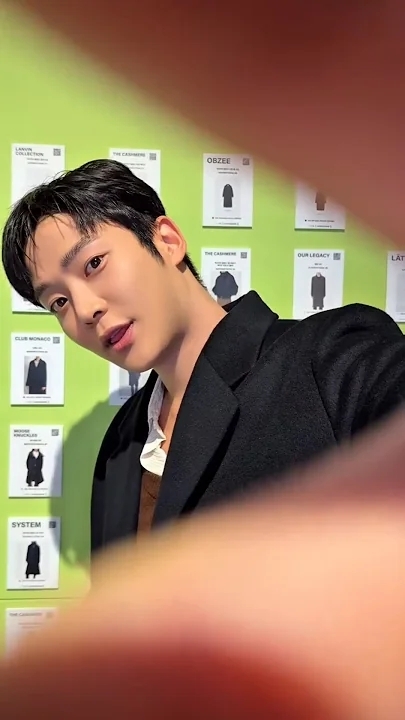 The most beloved wallpaper among Rowoon's fans