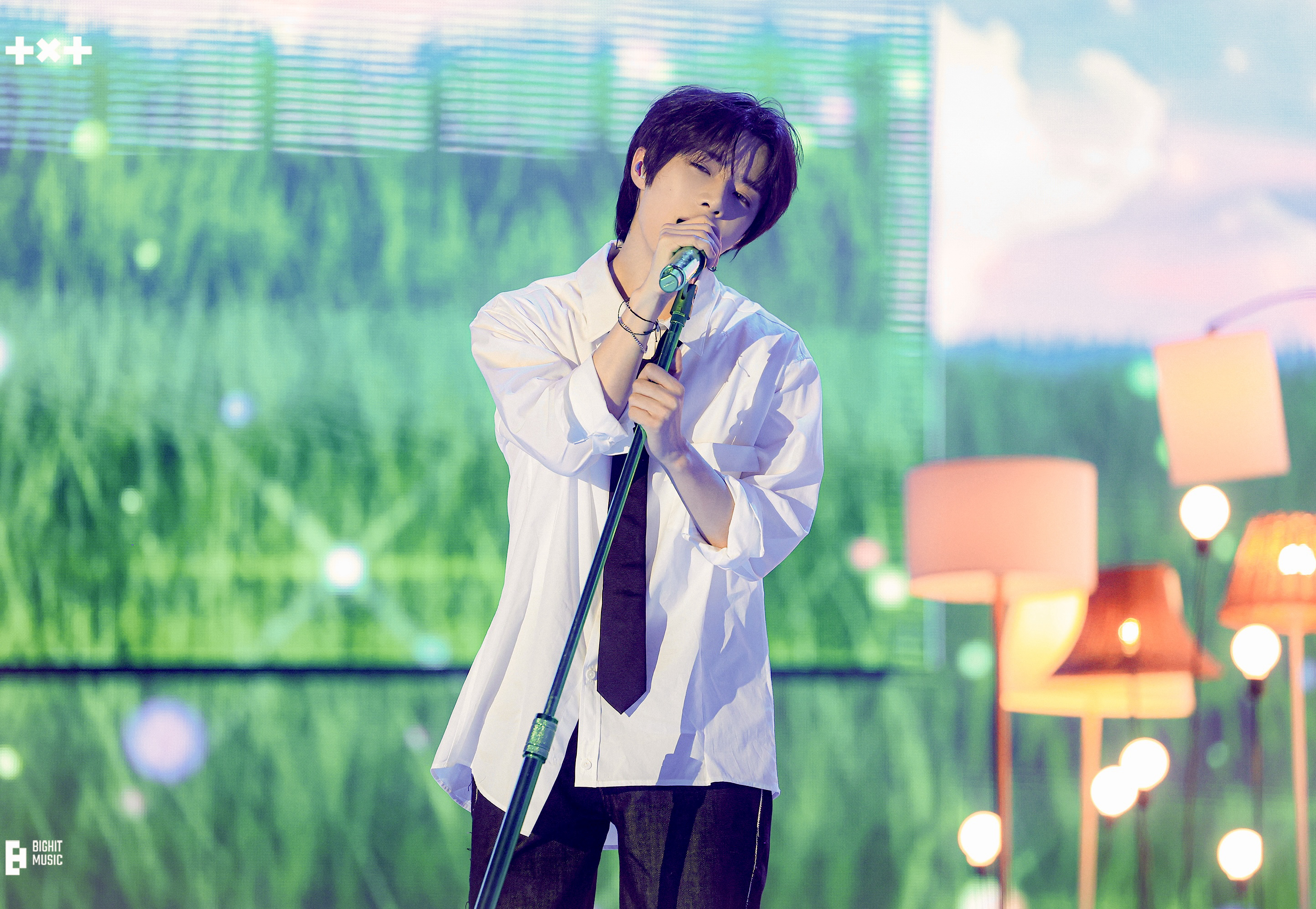杋圭 (TOMORROW X TOGETHER)的幕后花絮