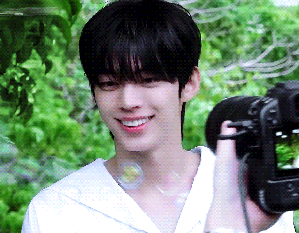 A moment captured by Dohoon (TWS)'s fan