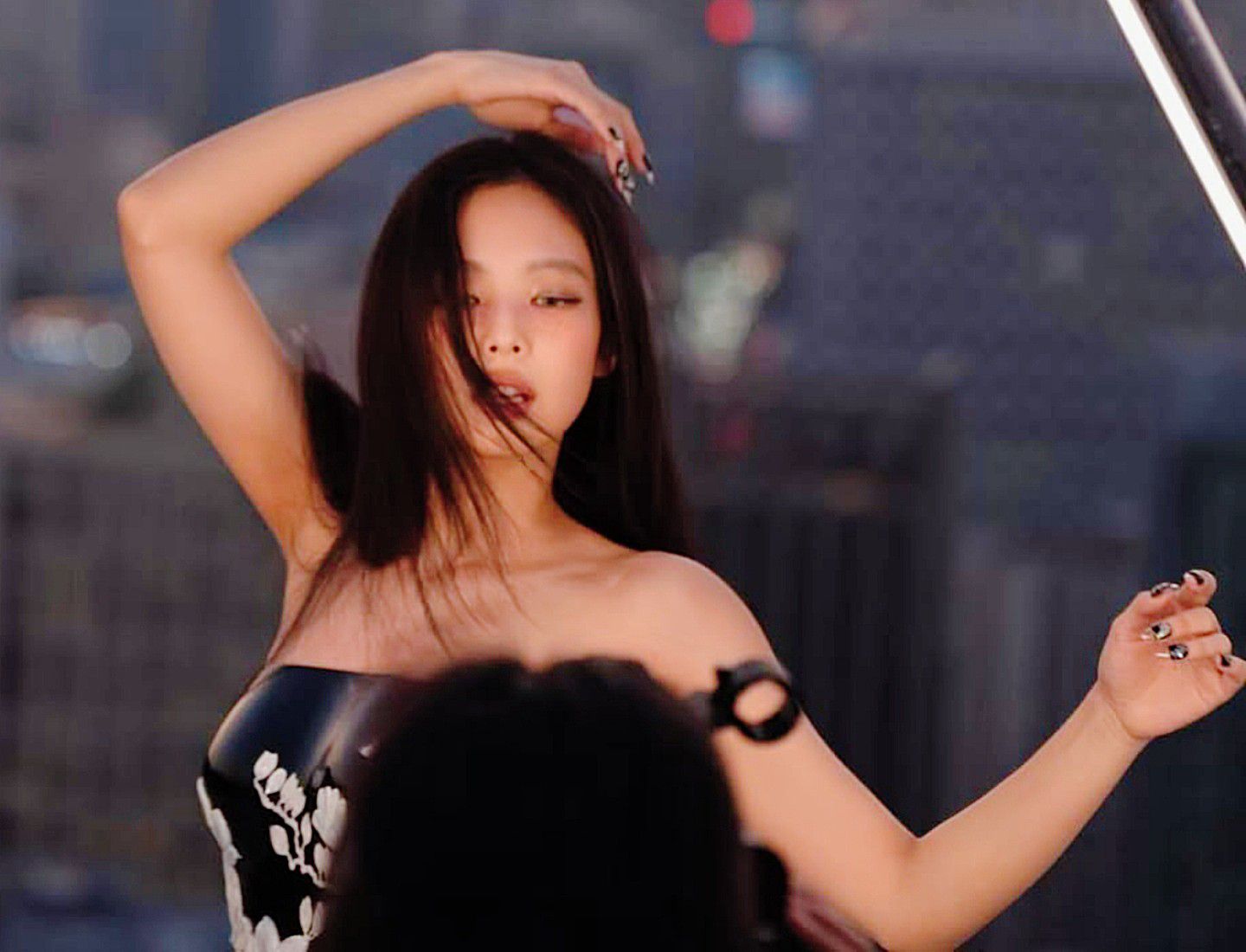 Jennie (BLACKPINK)的幕后花絮