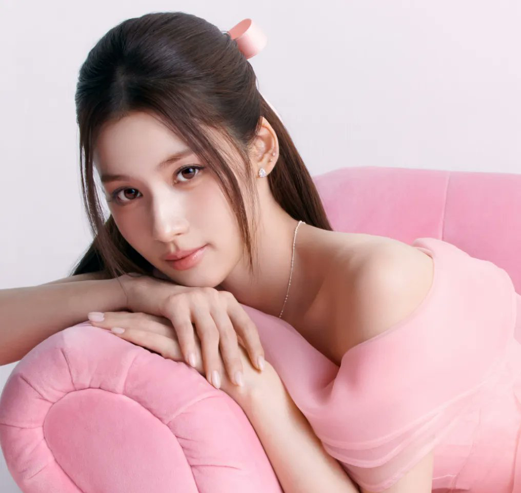 サナ (TWICE)の最近の活動写真