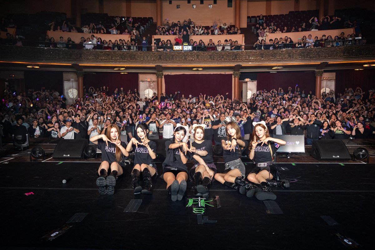 Behind-the-scenes cut of PURPLE K!SS