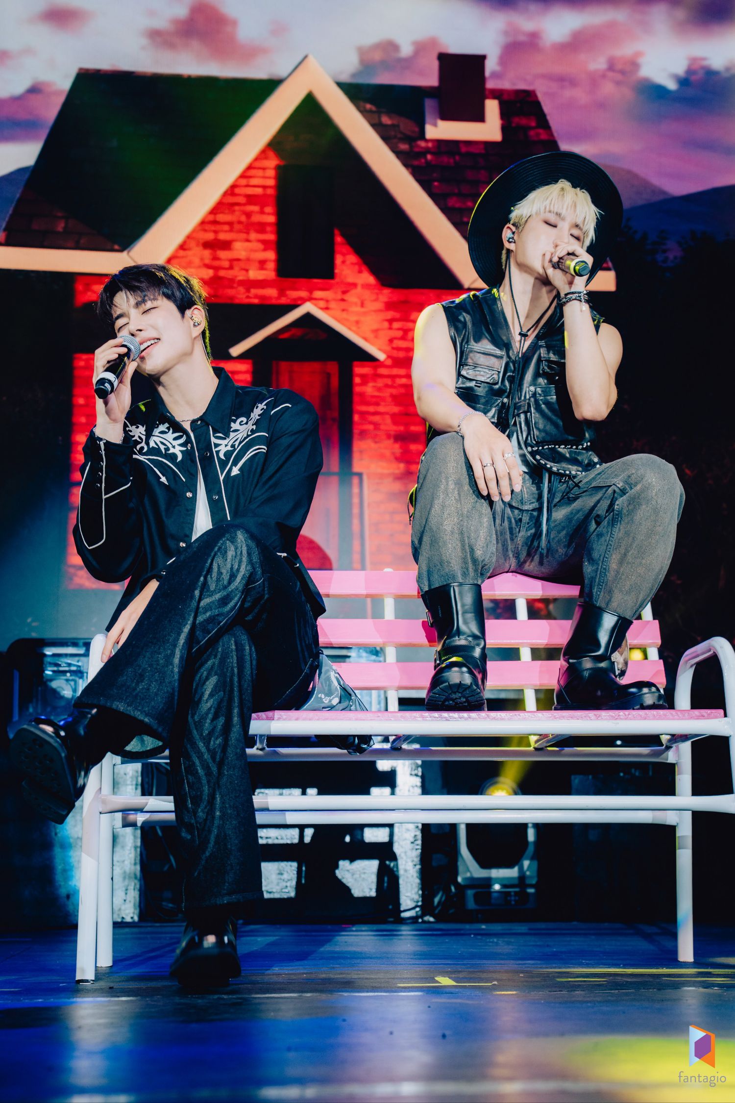 Behind-the-scenes cut of Jinjin (ASTRO)