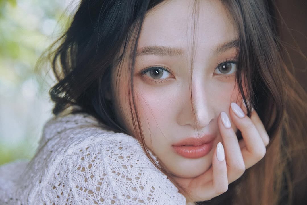 Latest photo of Joy (Red Velvet)