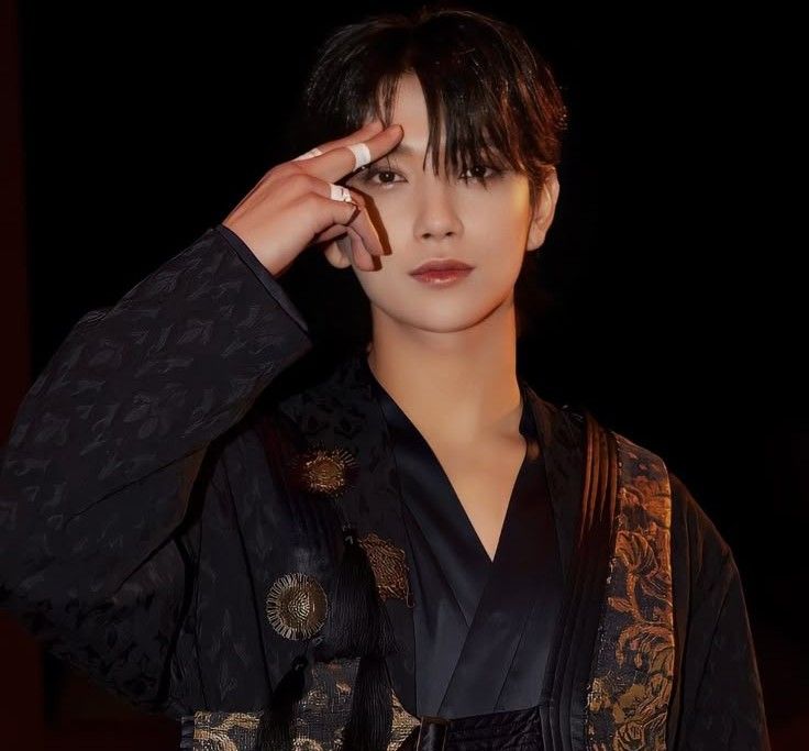 Latest photo of Joshua (SEVENTEEN)