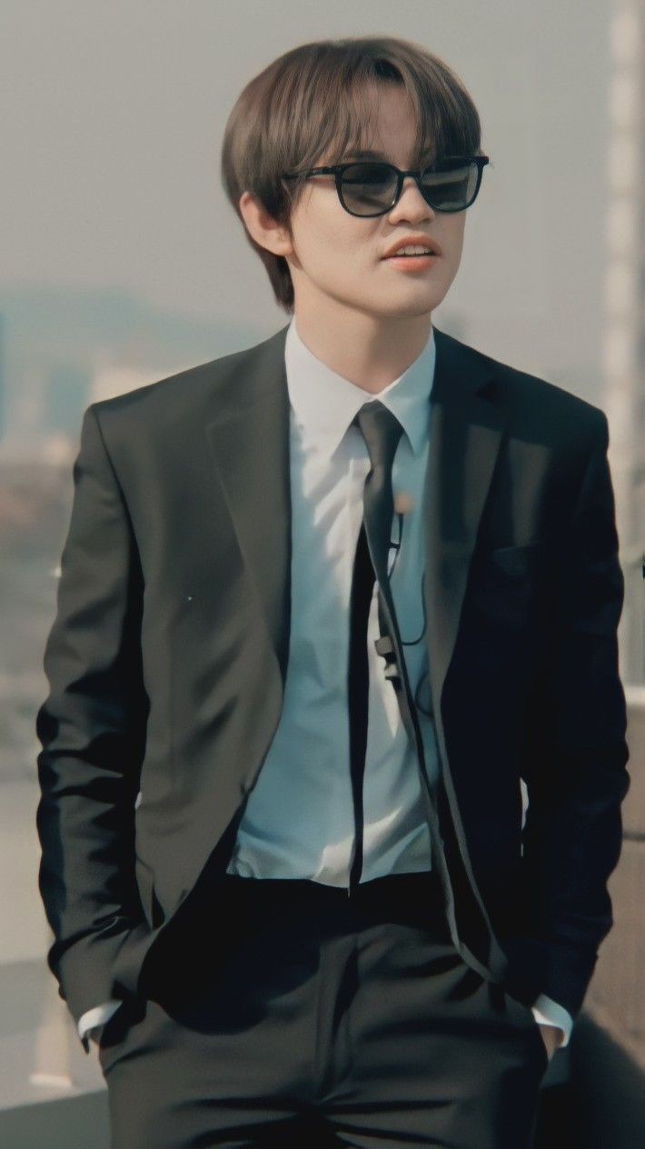 Today's most popular wallpaper in the Chenle (NCT DREAM) community
