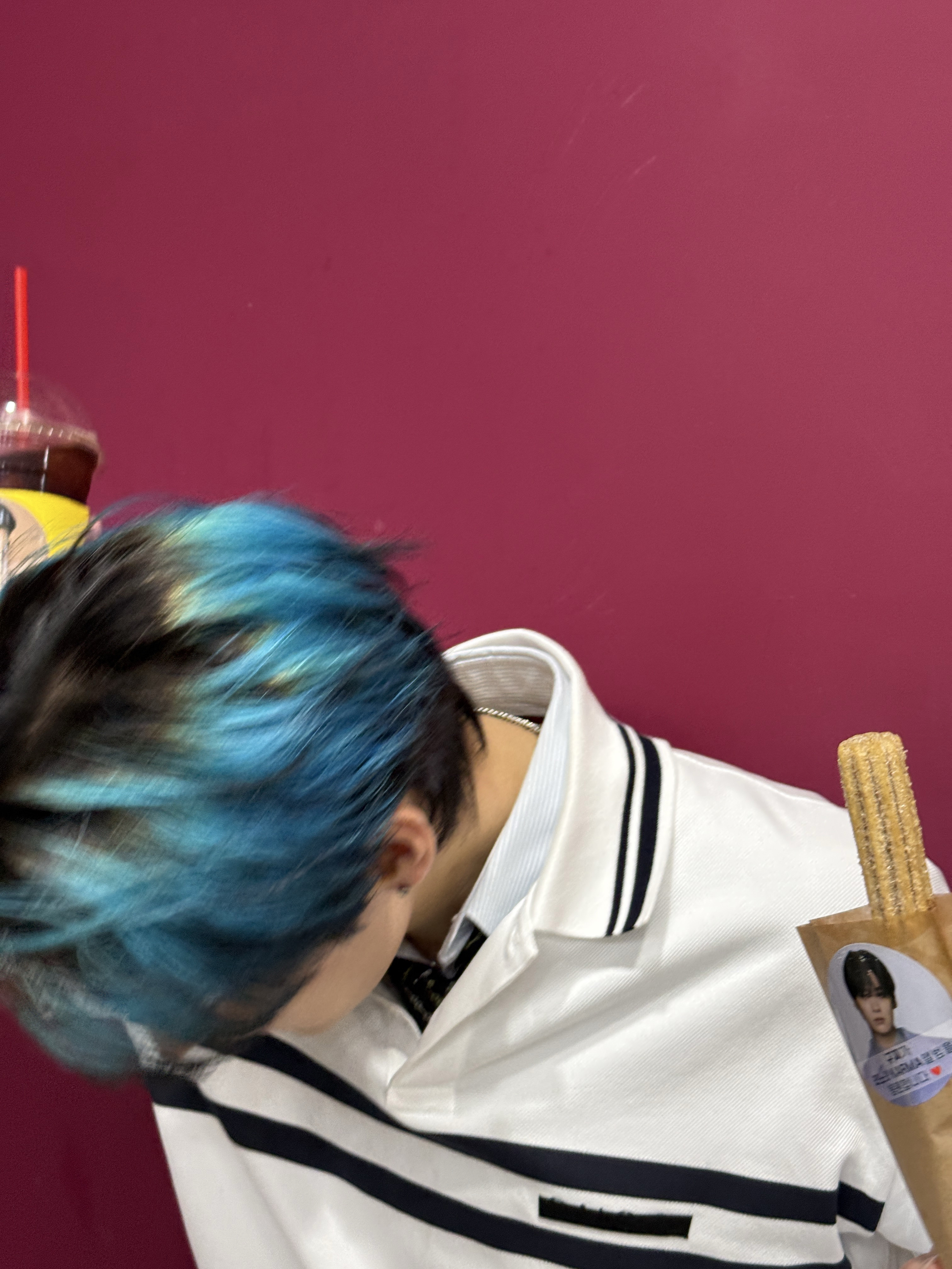 A moment captured by Lee Know (Stray Kids)'s fan