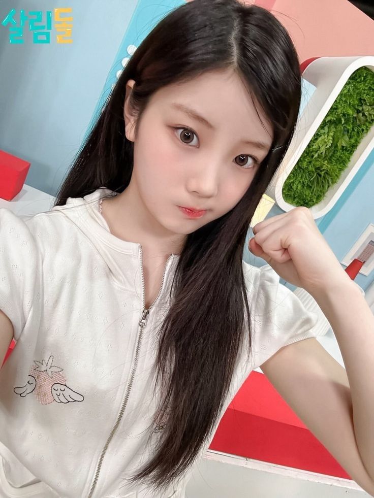 Latest photo of Wonhee (ILLIT)
