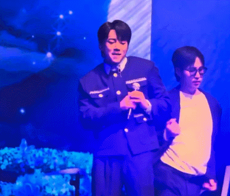 Behind-the-scenes cut of Hwang Chiyeol