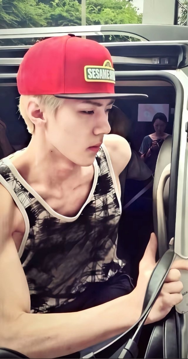 Today's most popular wallpaper in the Sehun (EXO) community