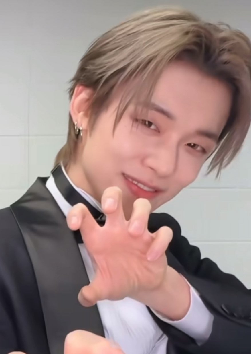 Behind-the-scenes cut of Yeonjun (TOMORROW X TOGETHER)