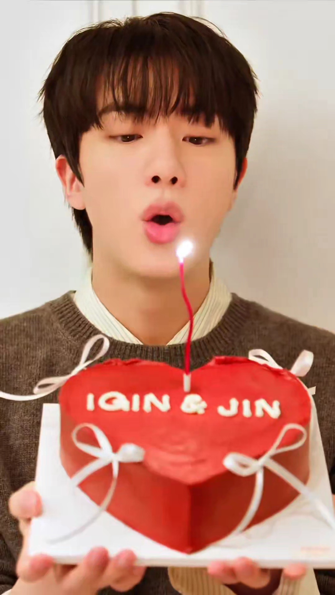 Fan-made special wallpaper for Jin (BTS)