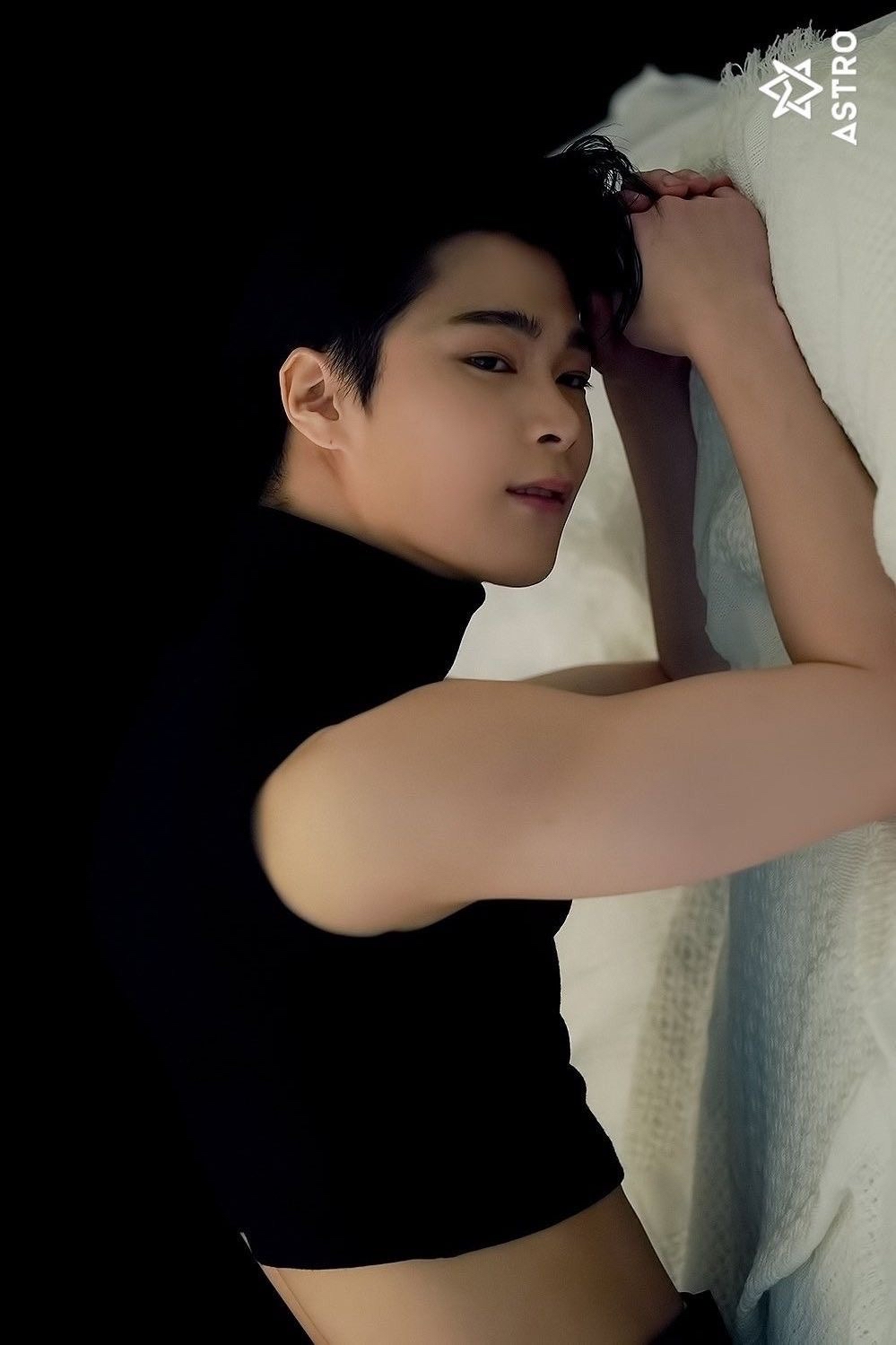 Behind-the-scenes cut of Moonbin (ASTRO)