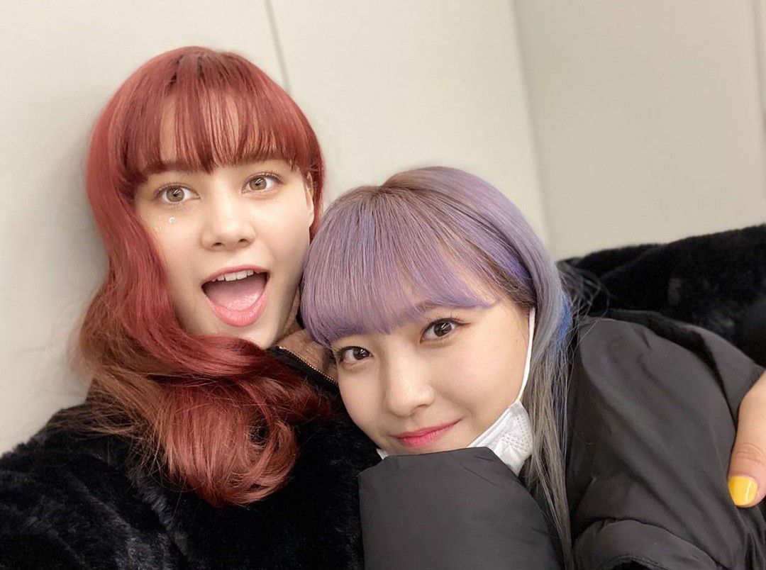 A moment captured by Mayuka (NiziU)'s fan