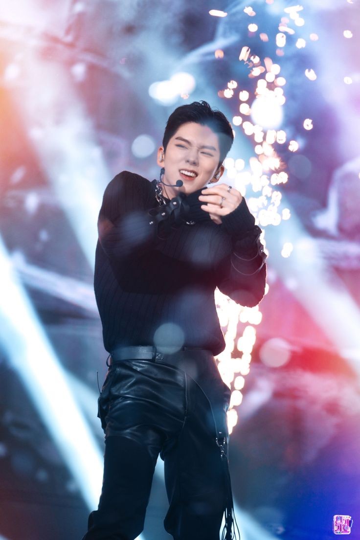 Recent activity shot of Kihyun (MONSTA X)