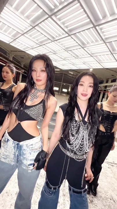 Latest photo of Seulgi (Red Velvet)