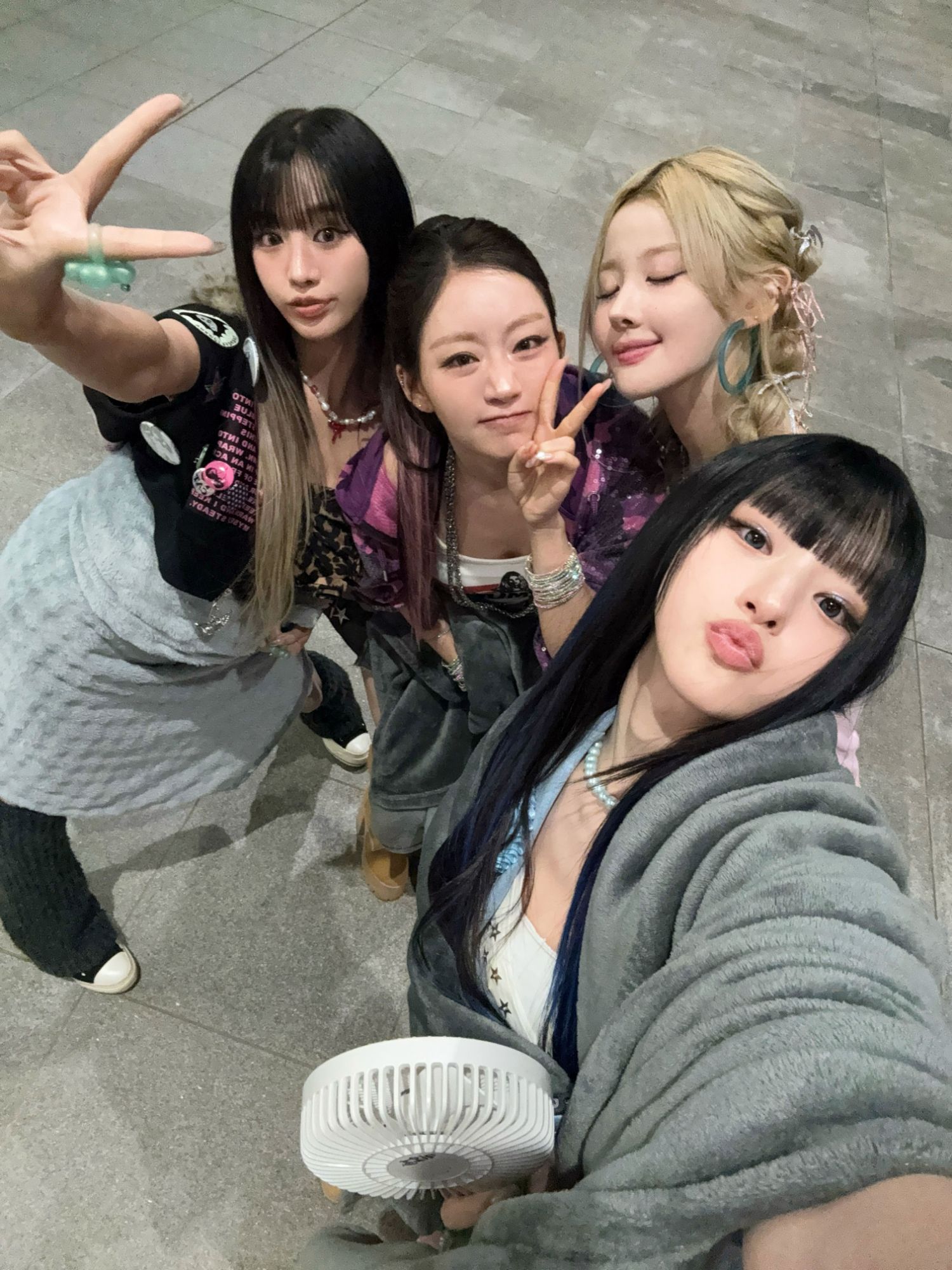 A moment captured by KISS OF LIFE's fan