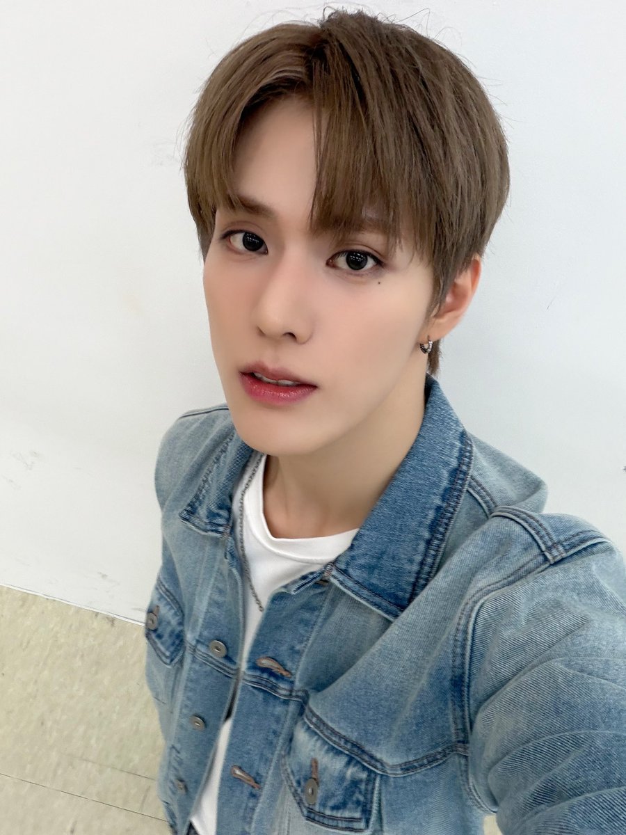 A moment captured by Xikers's fan