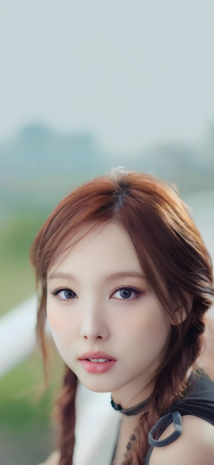 Latest photo of Nayeon (TWICE)