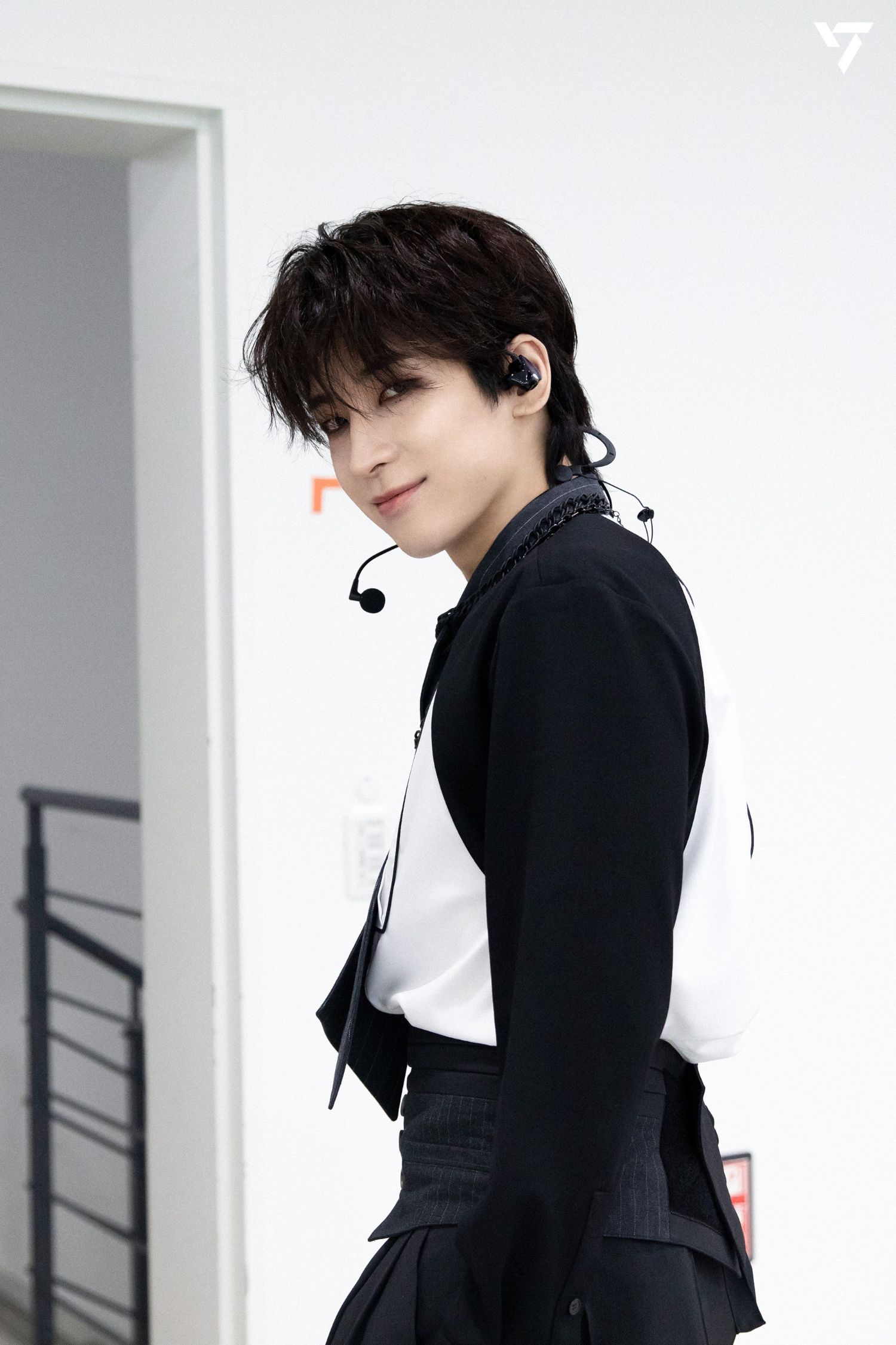 Recent activity shot of Wonwoo (SEVENTEEN)