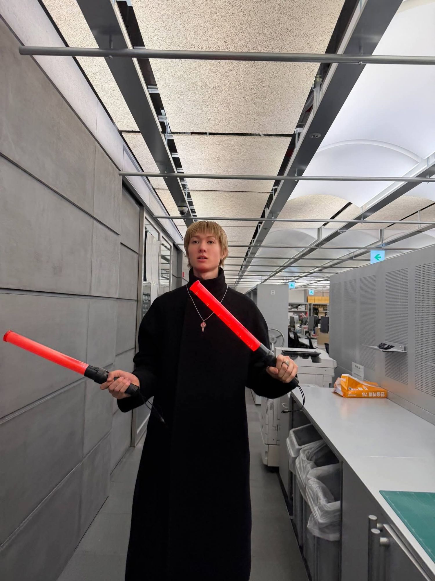 A moment captured by Martin (CORTIS)'s fan