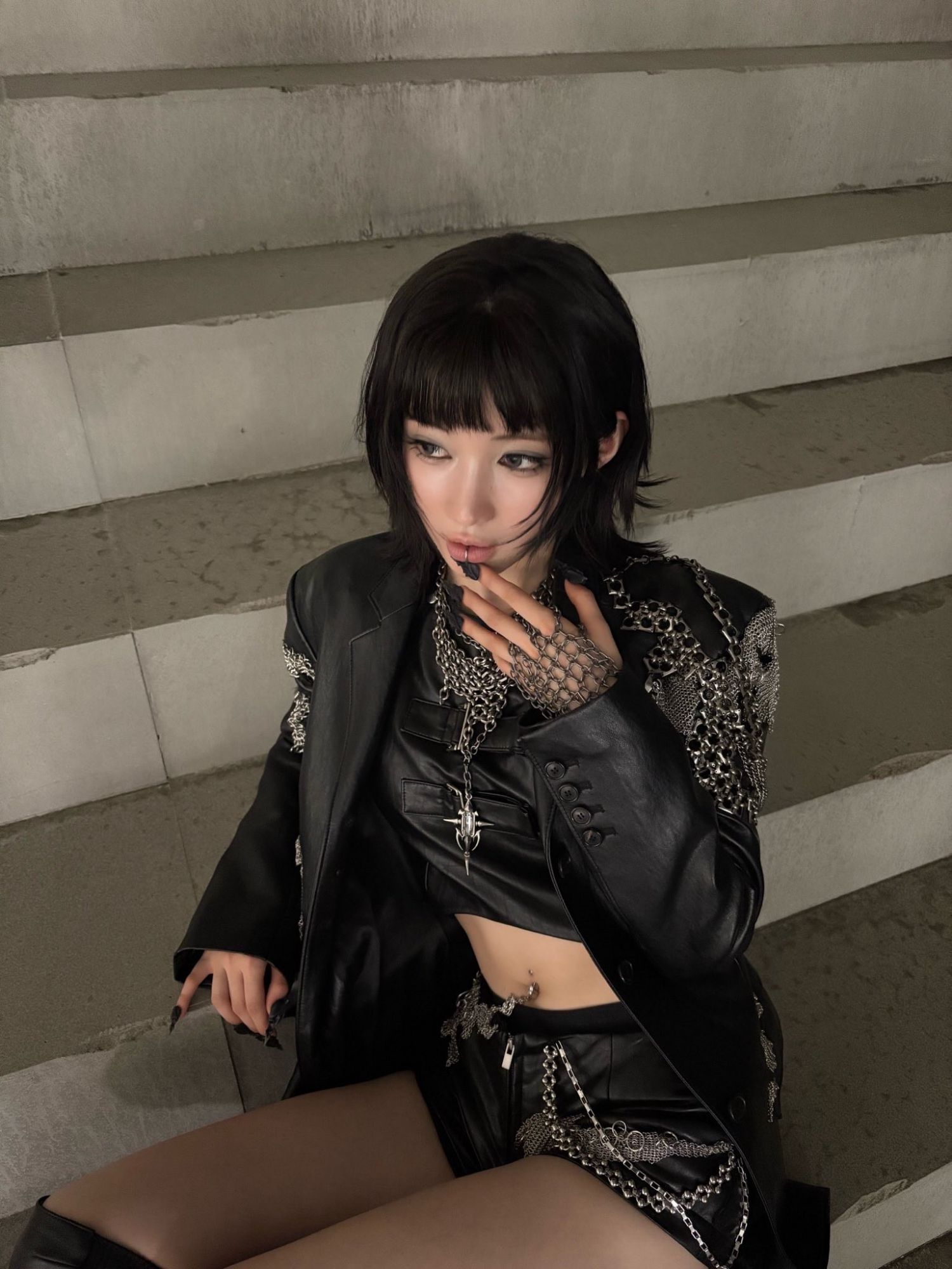 Behind-the-scenes cut of Asa (BABYMONSTER)