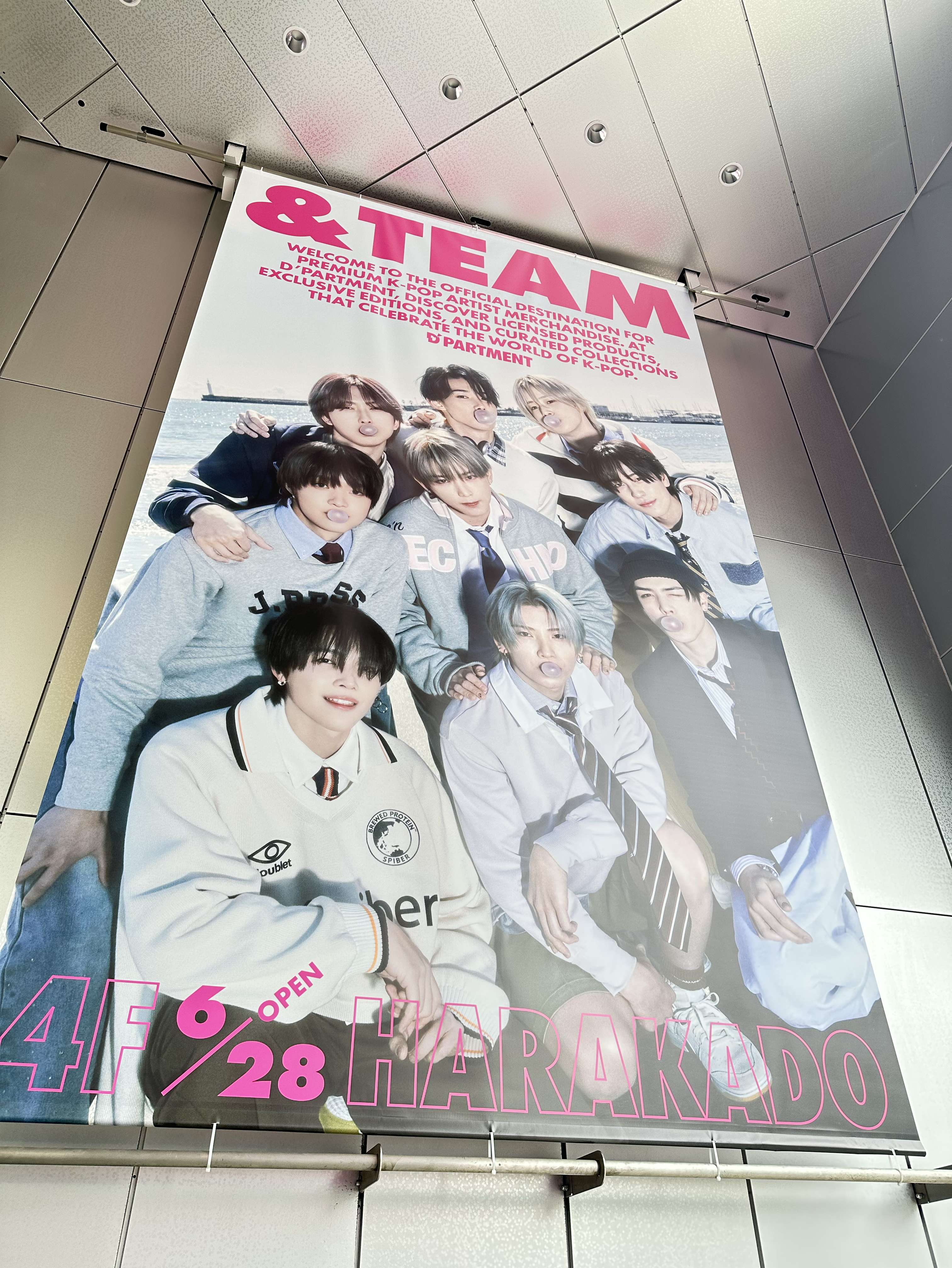 Latest photo of &TEAM