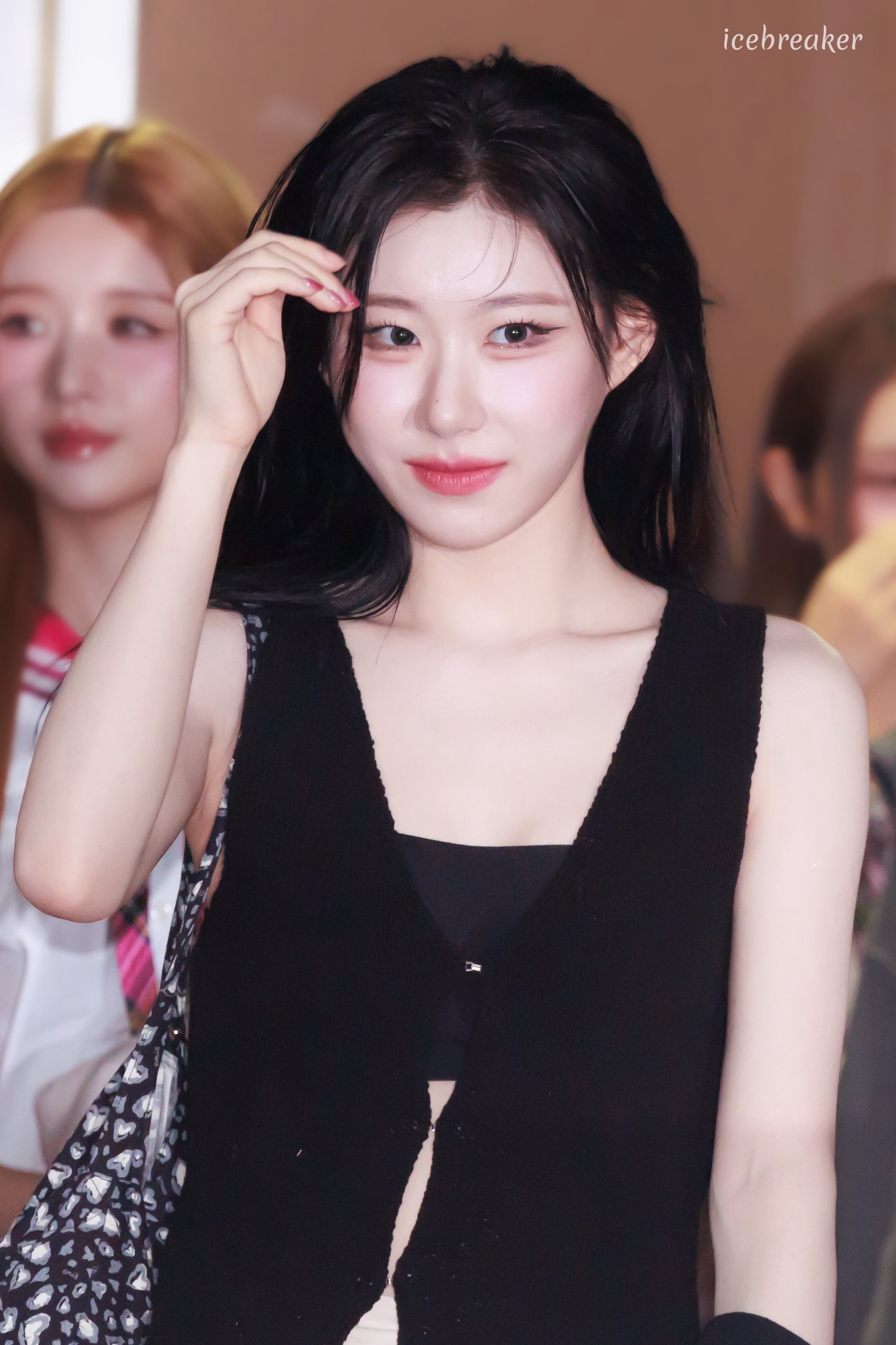 彩領 (ITZY)的幕後花絮