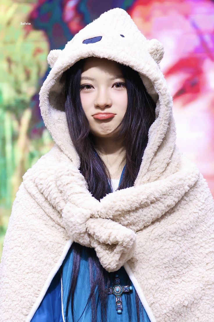 Recent activity shot of KYA (KiiiKiii)