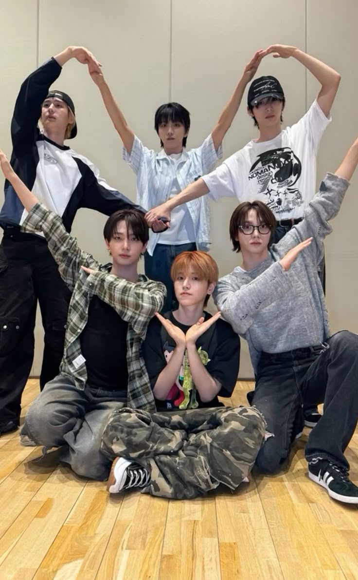 A moment captured by BOYNEXTDOOR's fan