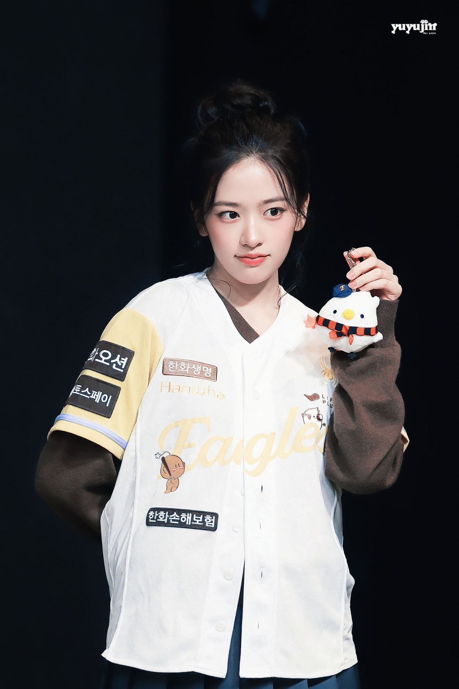 Latest photo of An Yujin (IVE)