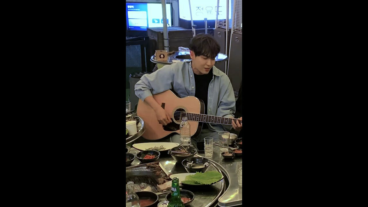 Behind-the-scenes cut of Kim Jaehwan