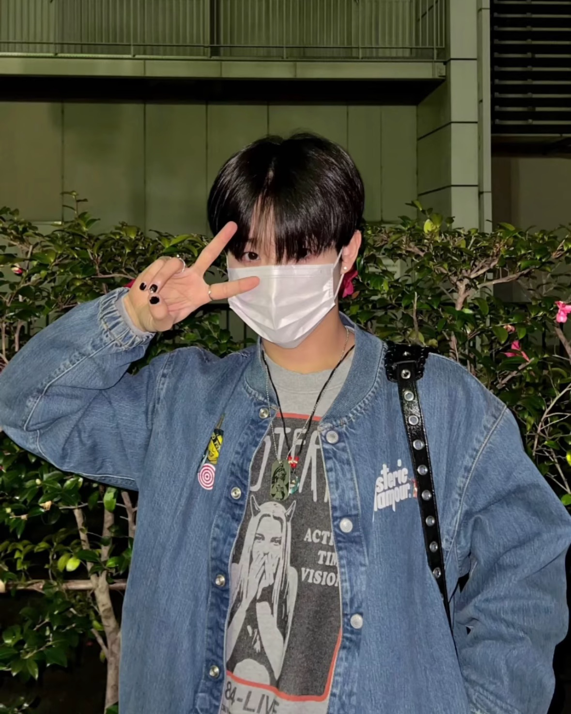 Recent activity shot of Jihoon (TREASURE)