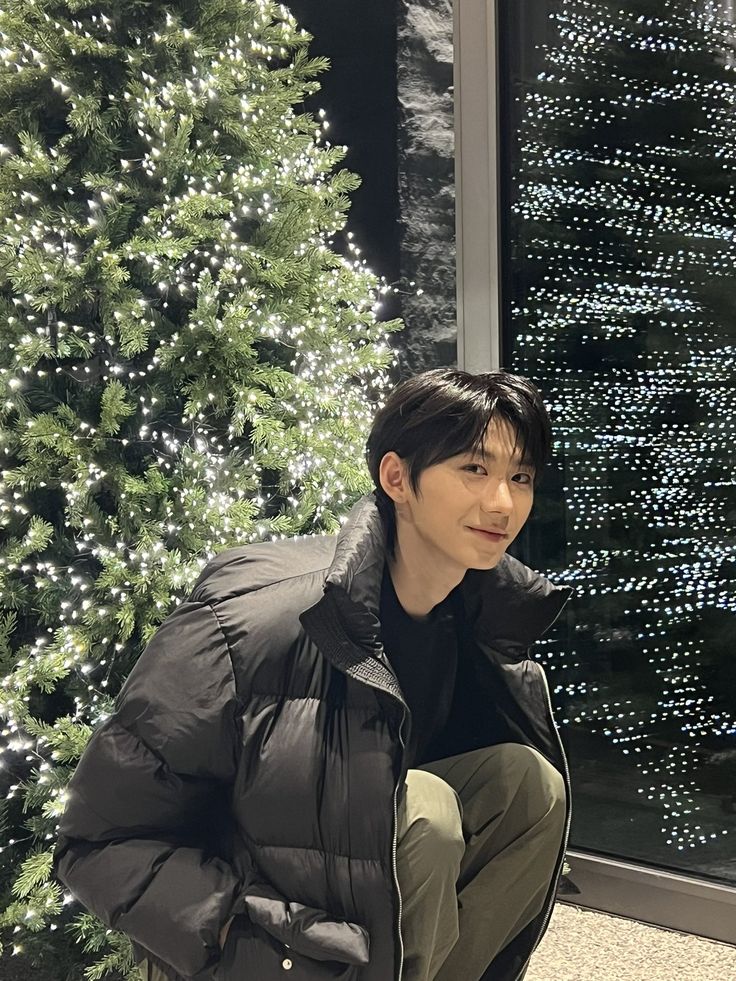 Latest photo of Park Han (AHOF)