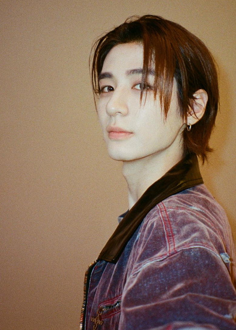 Behind-the-scenes cut of Leehan (BOYNEXTDOOR)