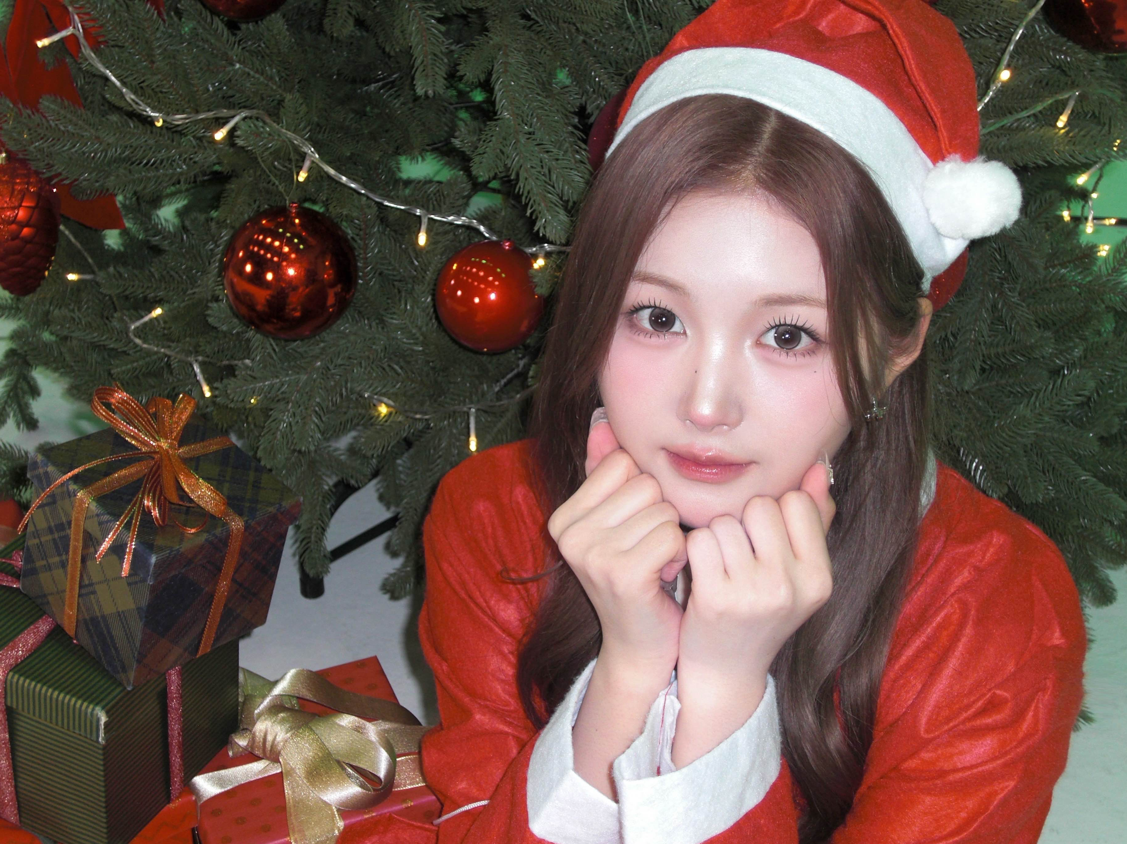 A moment captured by Joobin (tripleS)'s fan