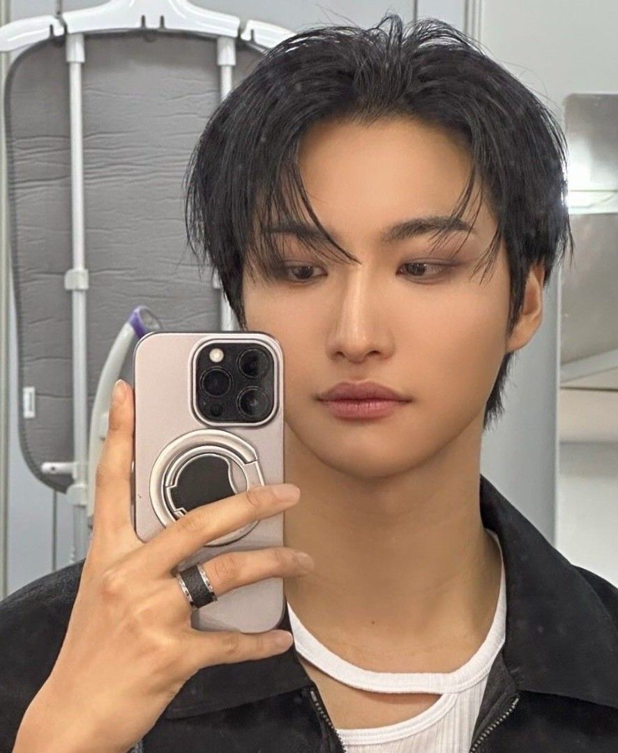 Recent activity shot of Seonghwa (ATEEZ)