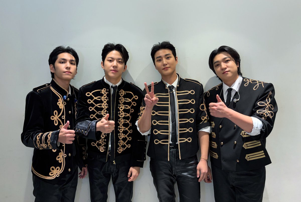 Behind-the-scenes cut of DAY6