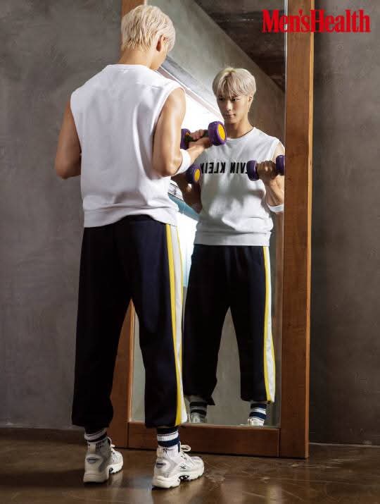 A moment captured by Moonbin (ASTRO)'s fan