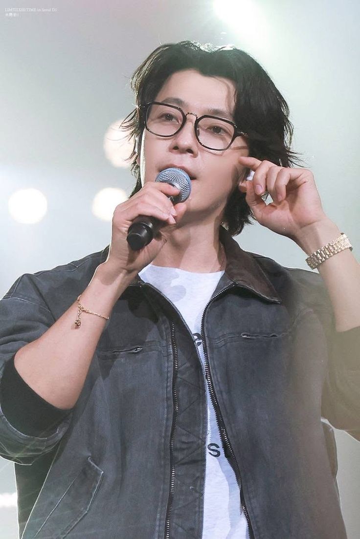Potret di balik layar Donghae (Super Junior)