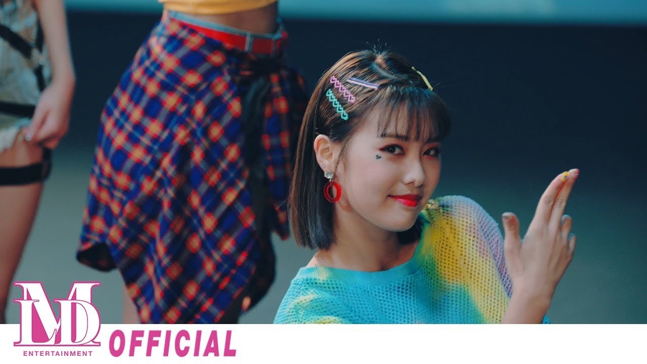 Latest photo of Ahin (MOMOLAND)